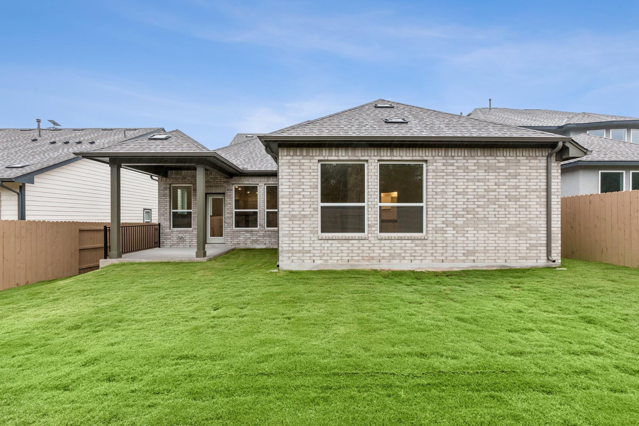 241 Coleto Trl, Bastrop, TX 78602