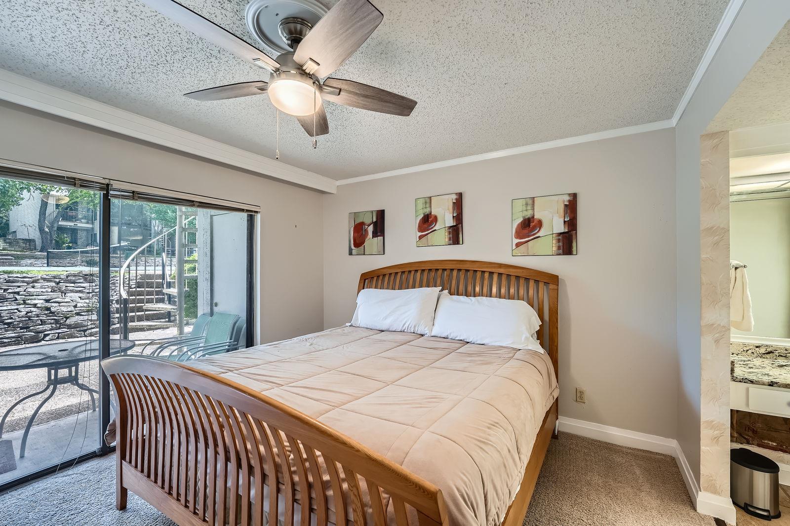 204 World Of Tennis Sq # C15, Lakeway, TX 78738