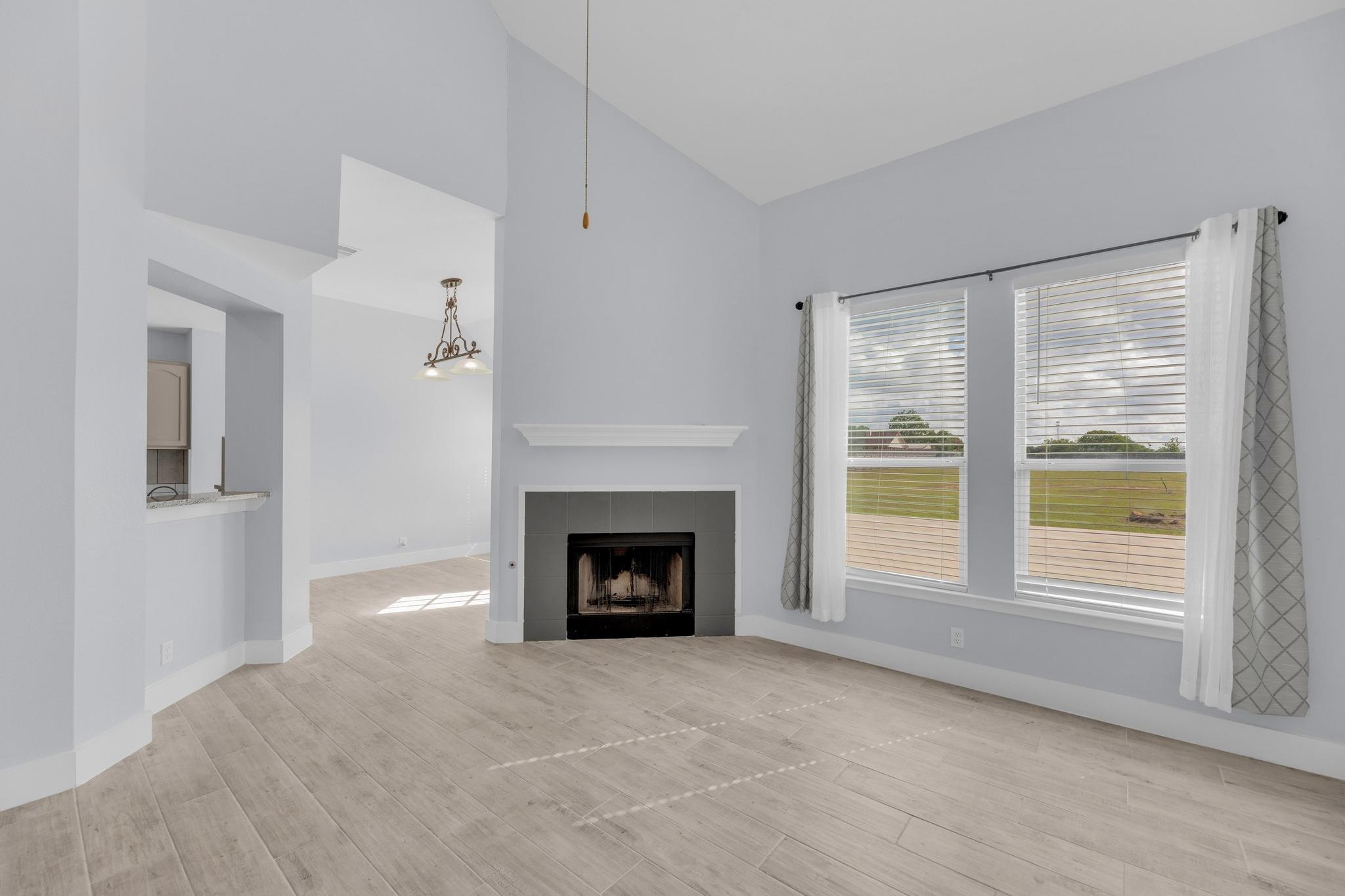 131 Martin Crossing Dr, Cedar Creek, TX 78612