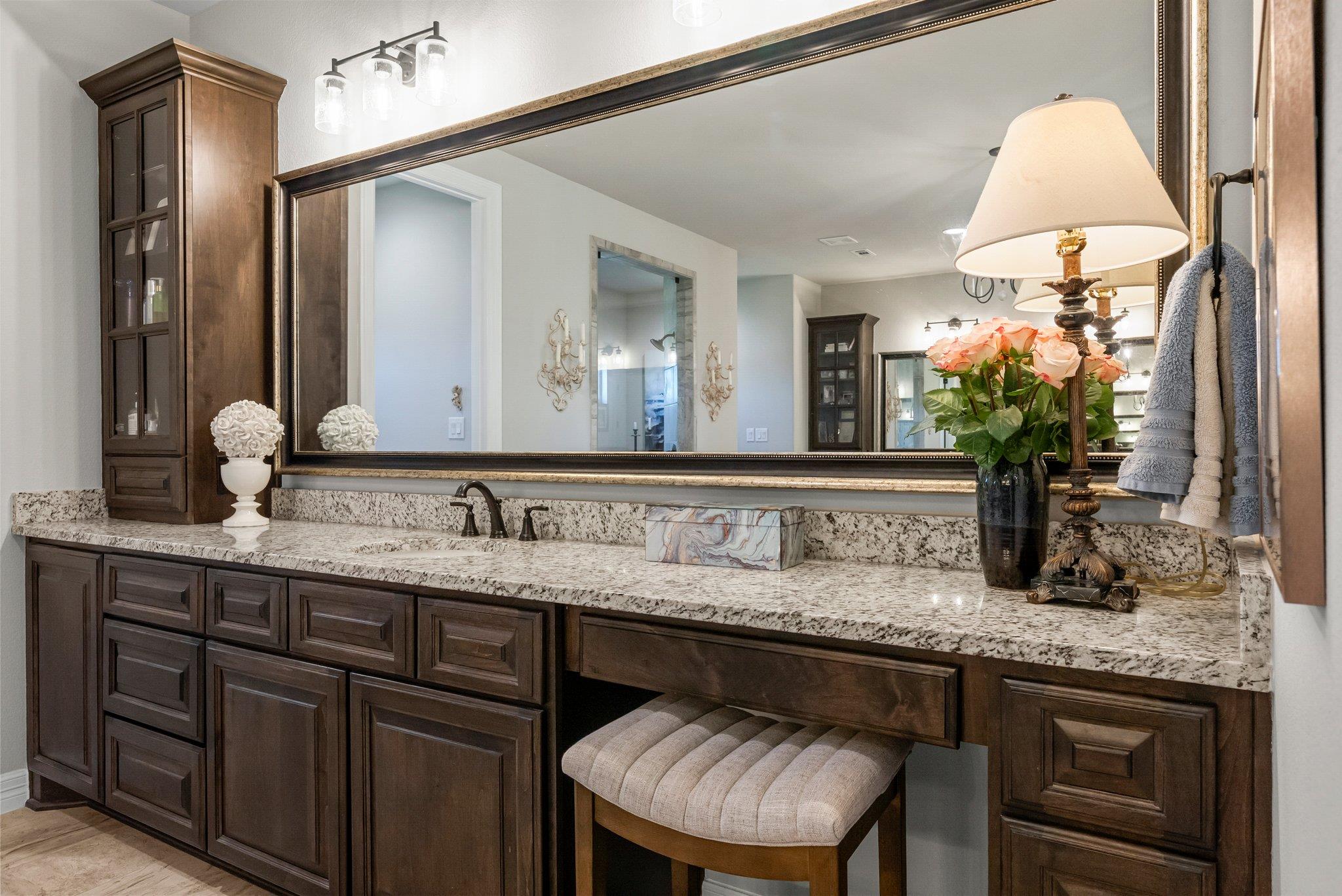 105 Clear Springs Ct, Marble Falls, TX 78654