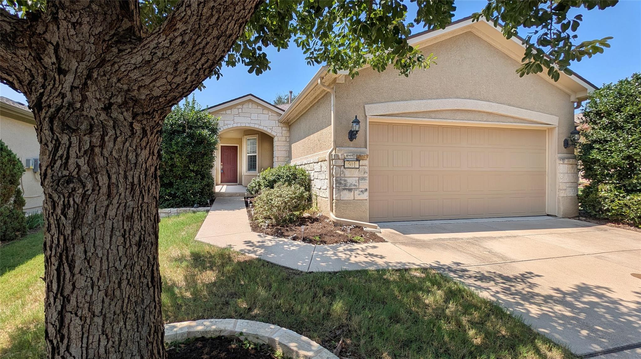 501 Sheldon Lake Dr, Georgetown, TX 78633