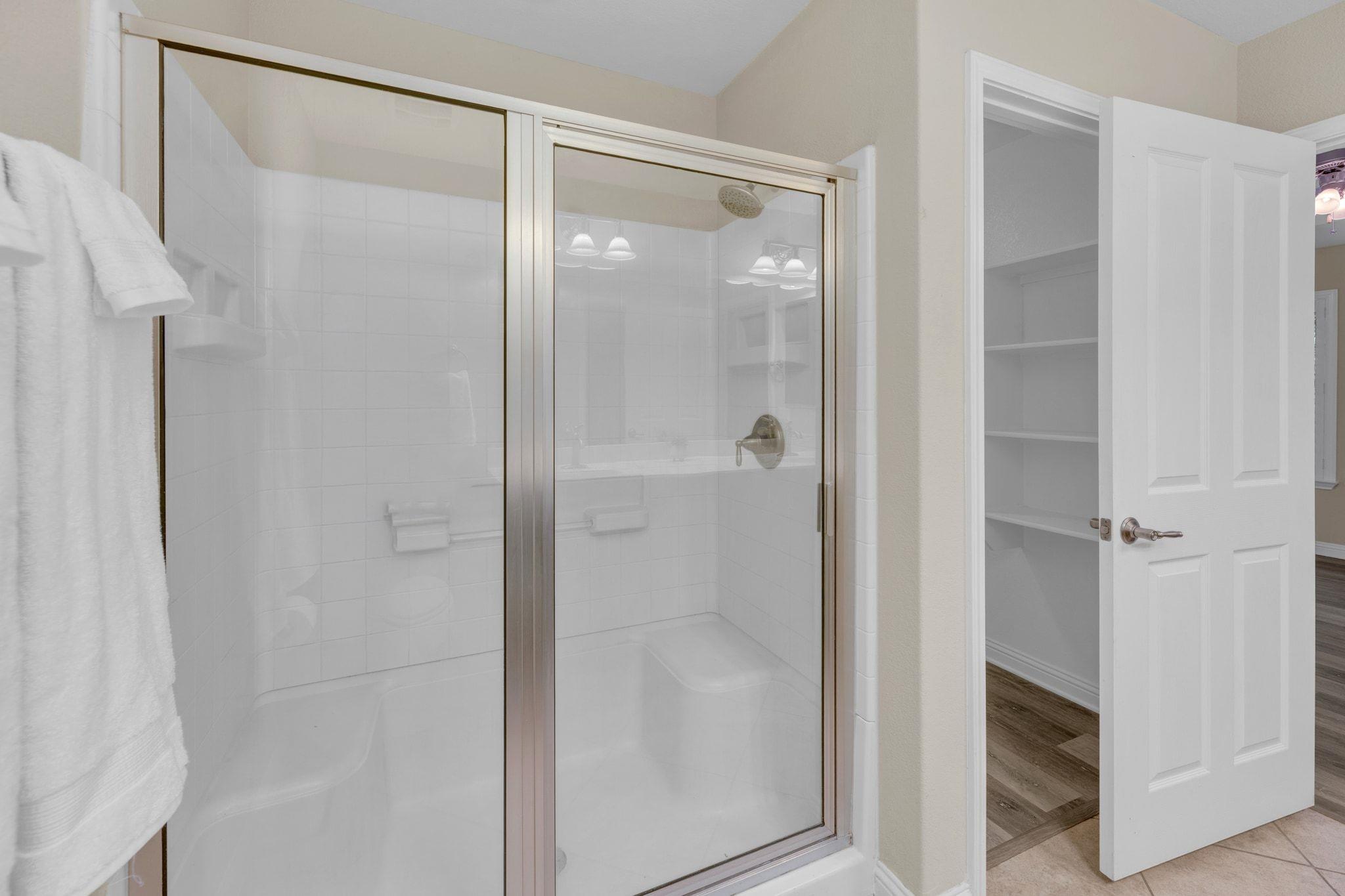 501 Sheldon Lake Dr, Georgetown, TX 78633