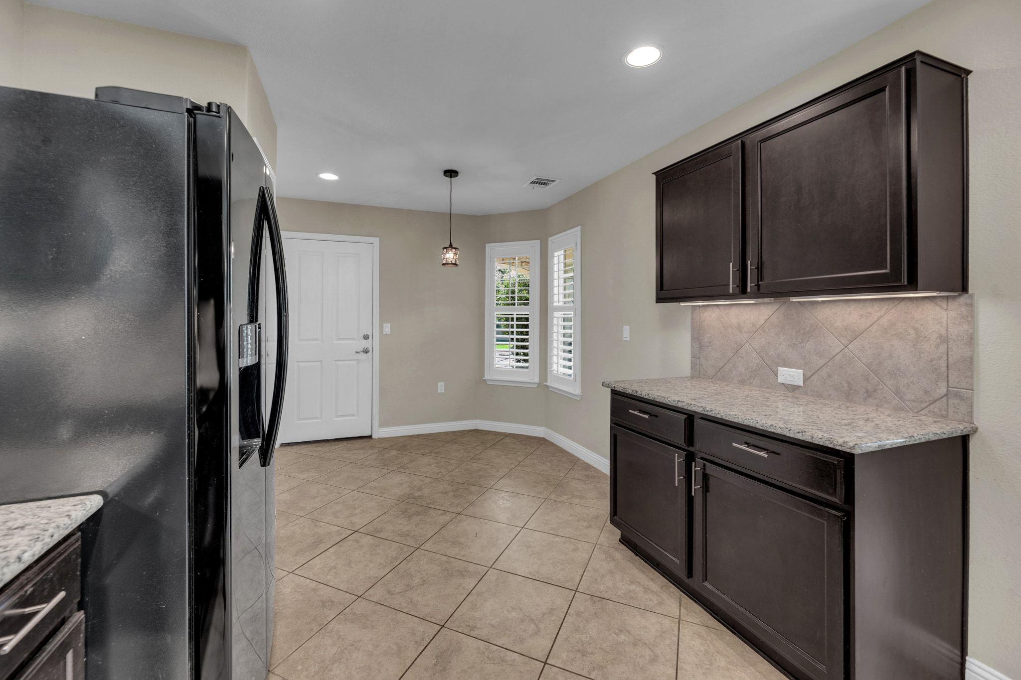 501 Sheldon Lake Dr, Georgetown, TX 78633