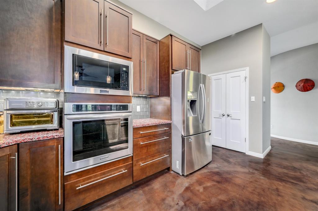 8108 ASMARA Dr, Austin, TX 78750