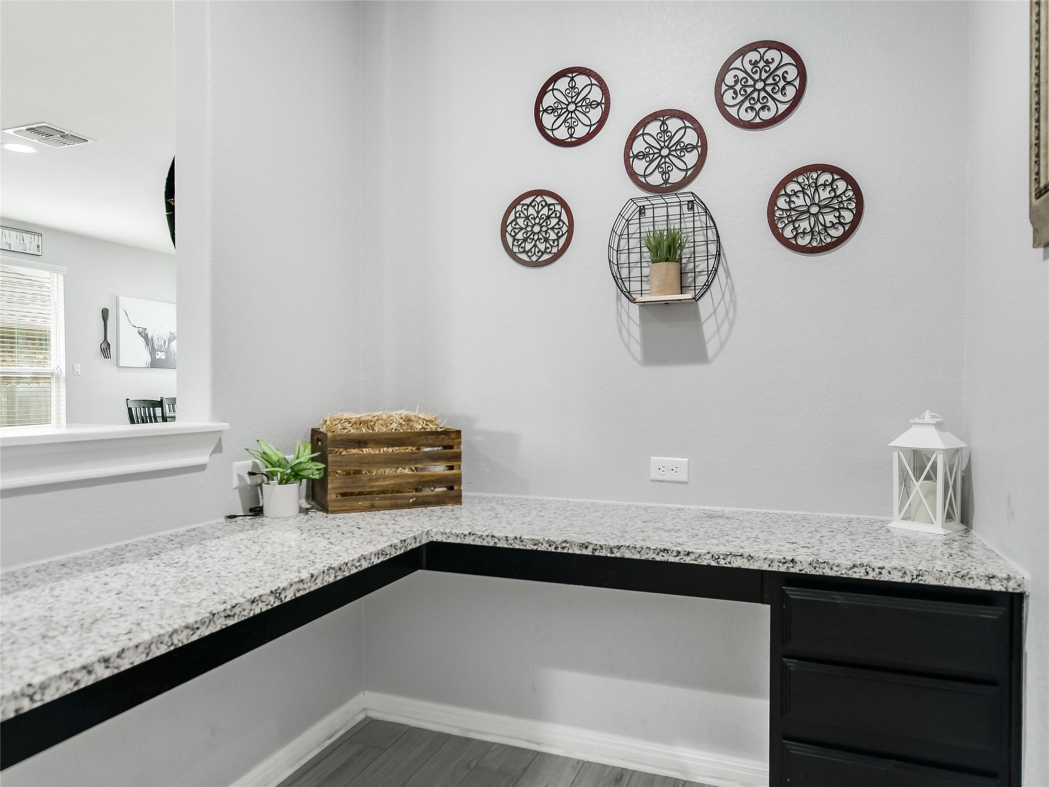 16904 E Borromeo Ave, Pflugerville, TX 78660