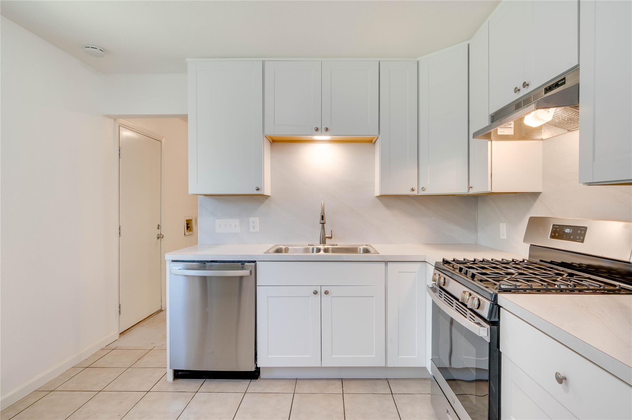 706 SCENIC Dr, Georgetown, TX 78626