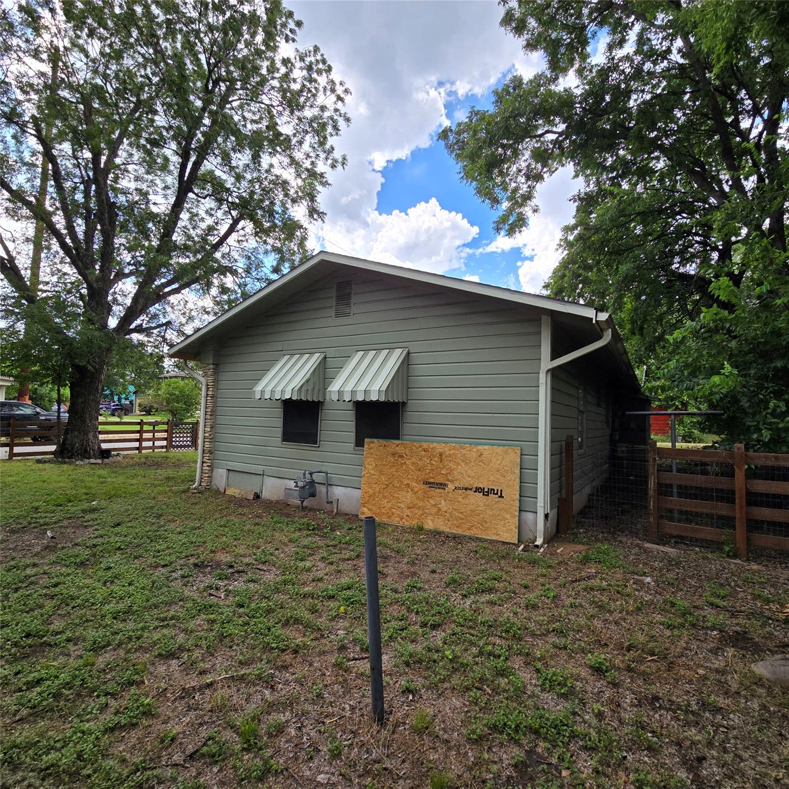1403 S Salina St W, Austin, TX 78702