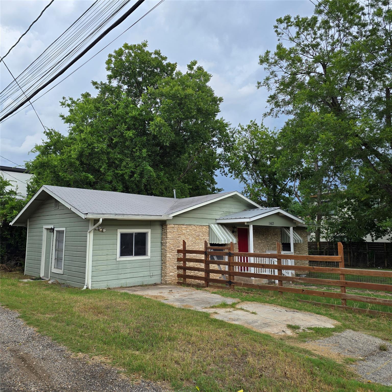 1403 S Salina St W, Austin, TX 78702