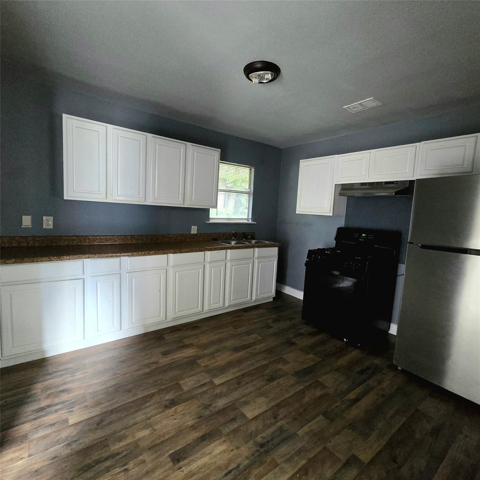 1403 S Salina St W, Austin, TX 78702