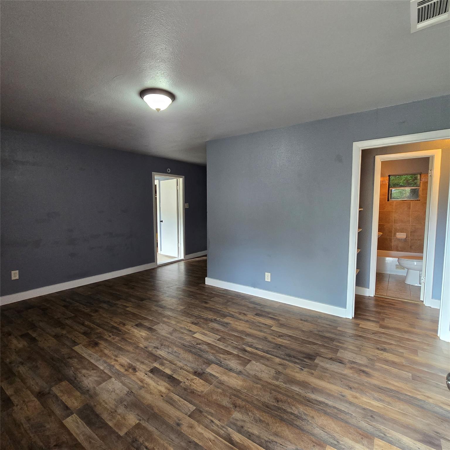 1403 S Salina St W, Austin, TX 78702