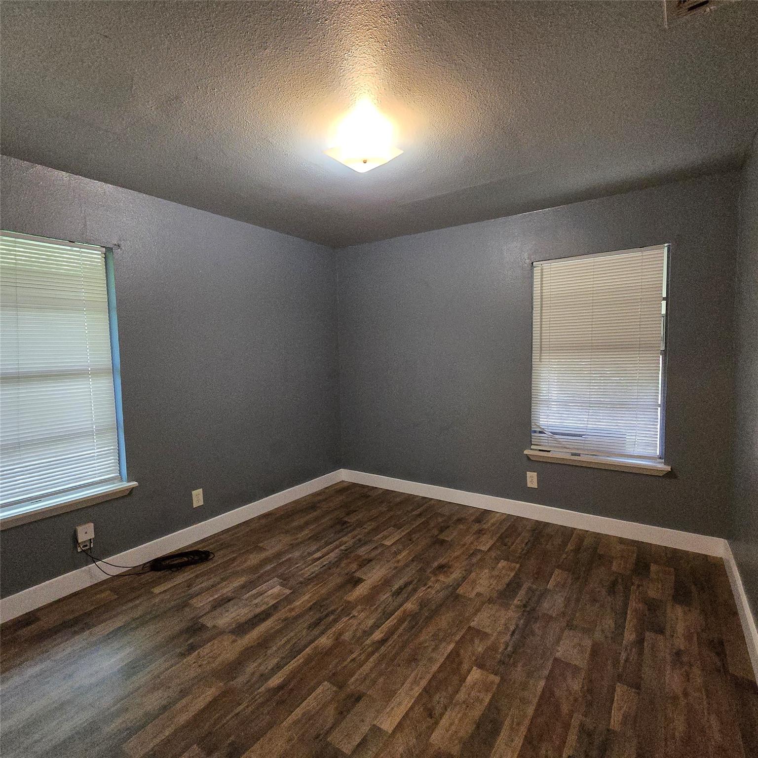 1403 S Salina St W, Austin, TX 78702