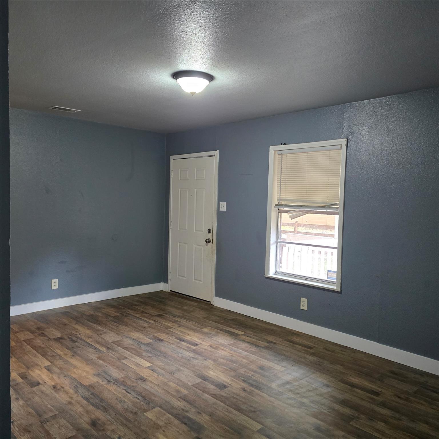 1403 S Salina St W, Austin, TX 78702