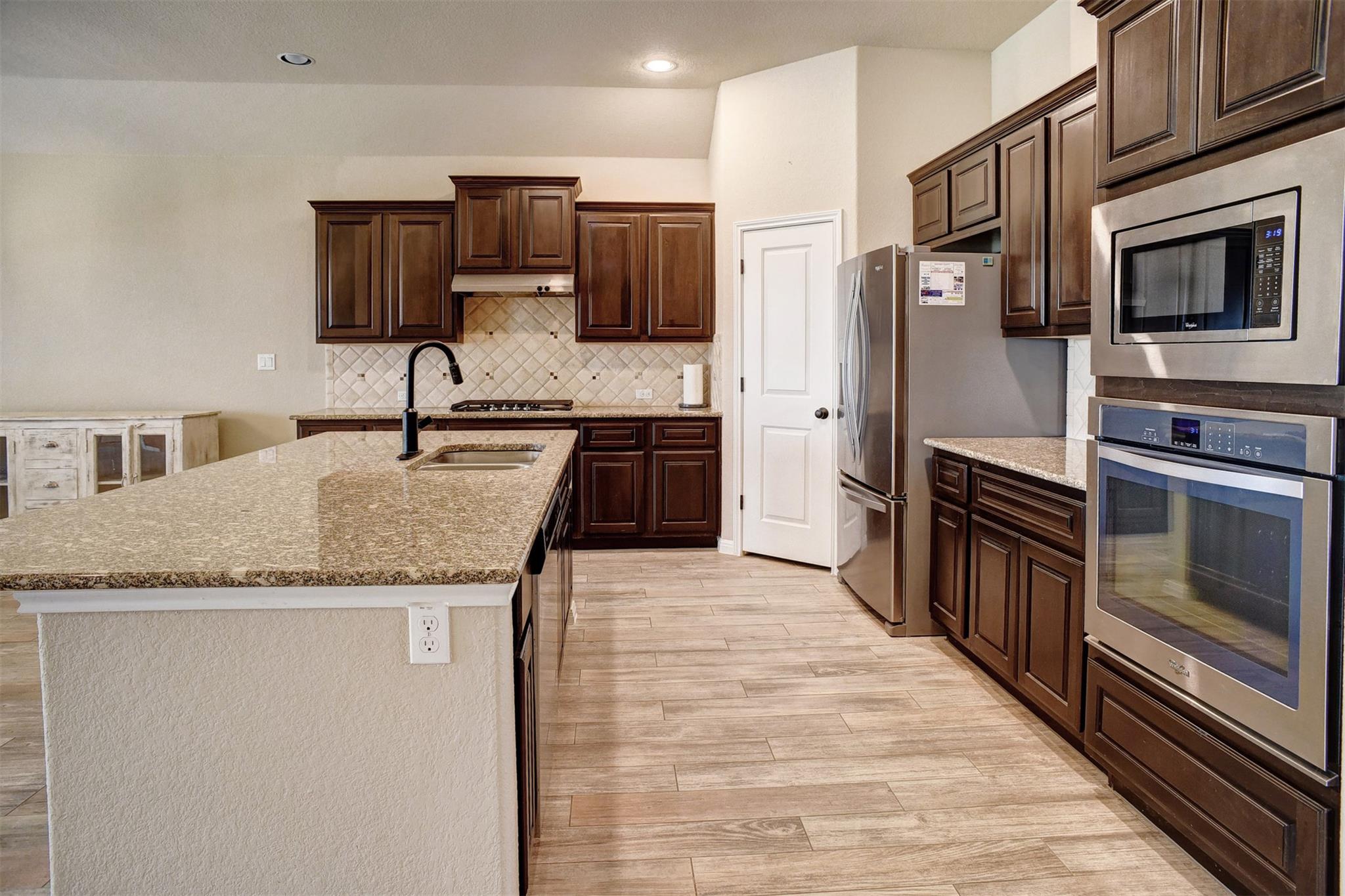 285 Chisholm Trl, Bastrop, TX 78602