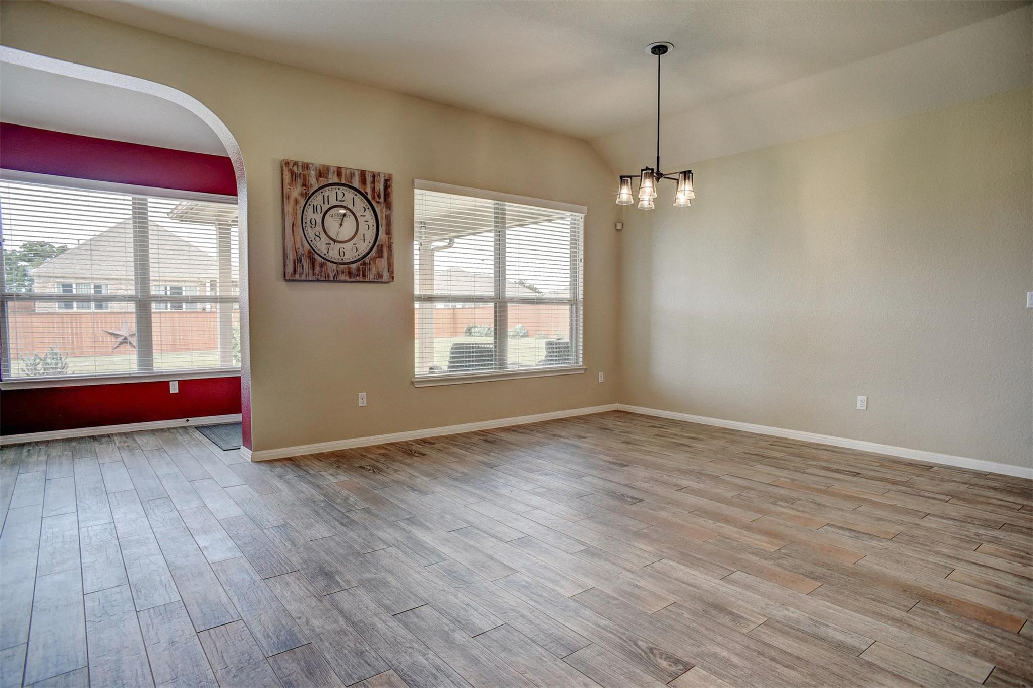 285 Chisholm Trl, Bastrop, TX 78602