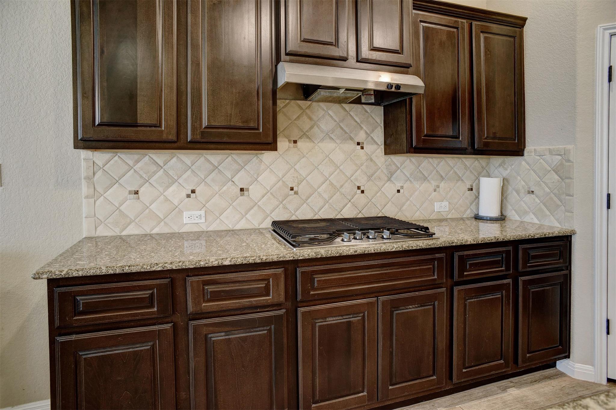 285 Chisholm Trl, Bastrop, TX 78602