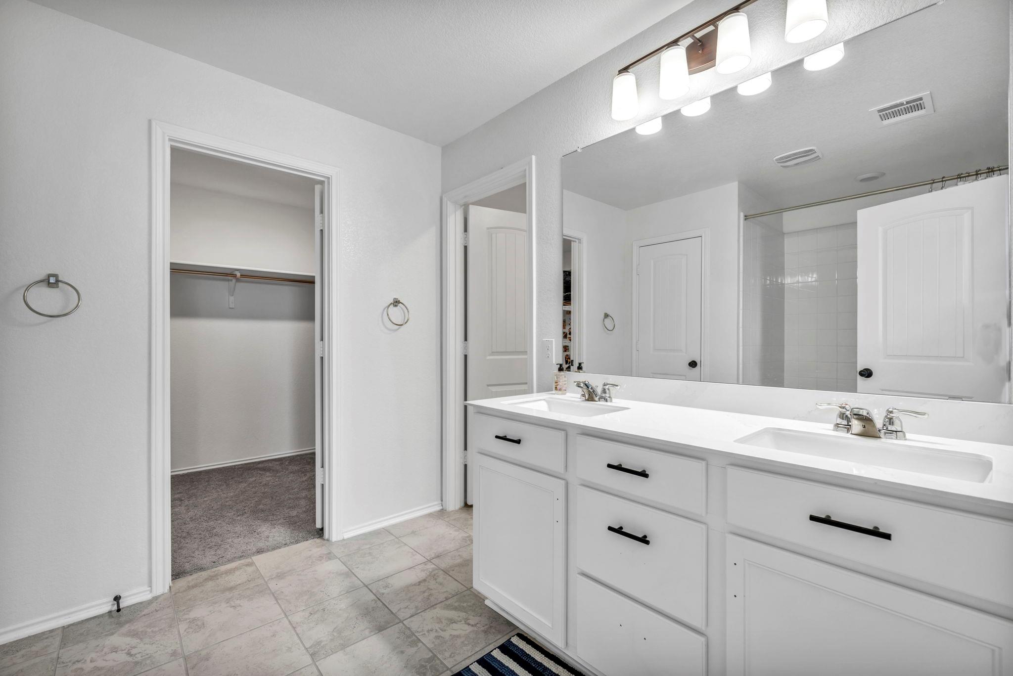 232 Bougainvillea Loop NW, Georgetown, TX 78626