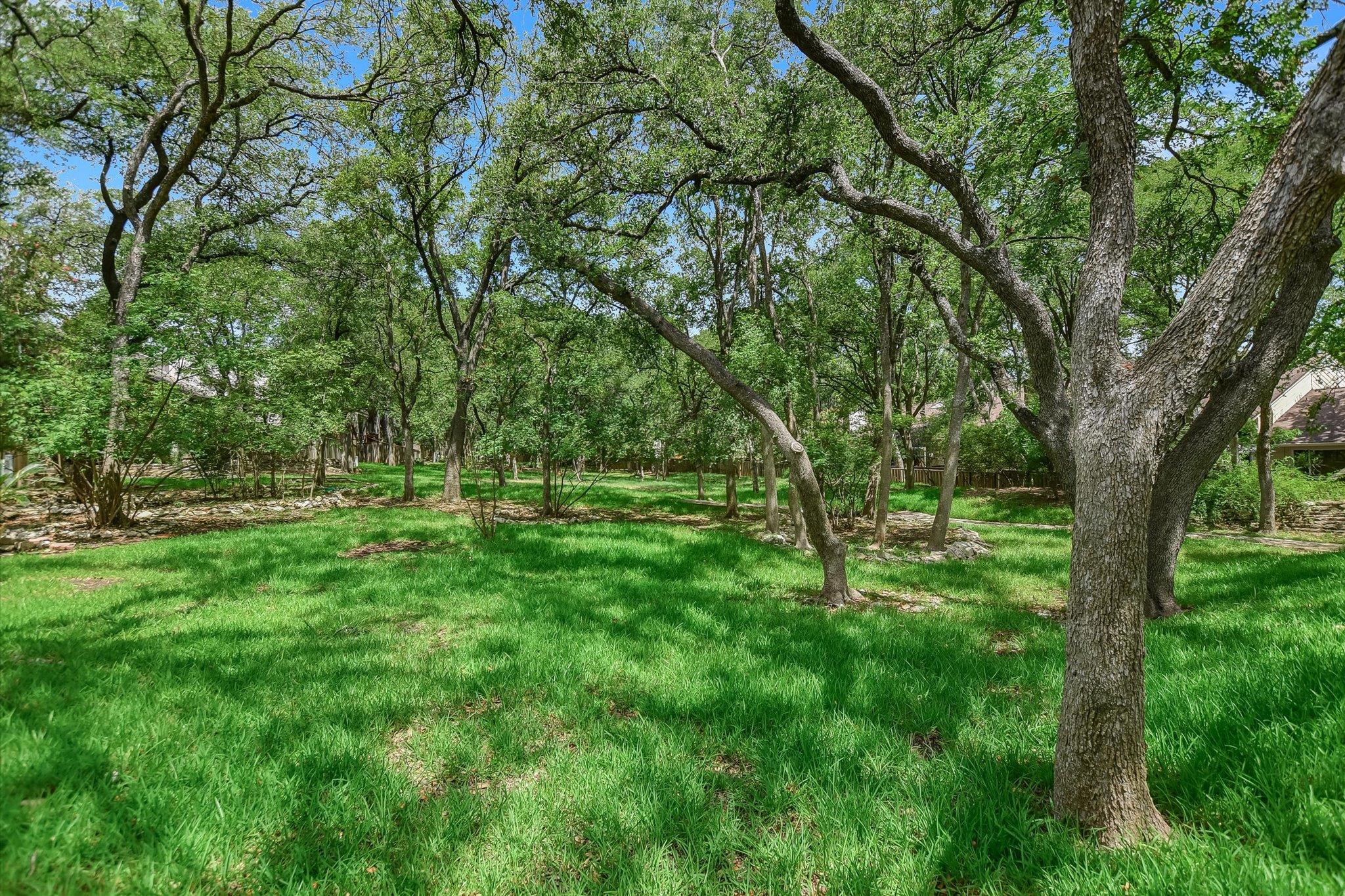8314 Bent Tree Rd, Austin, TX 78759