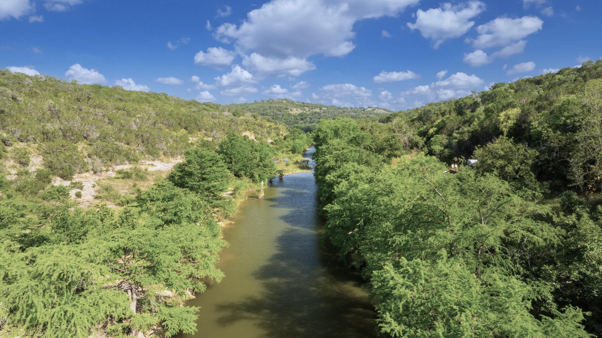 172 Bluff Trl, Dripping Springs, TX 78620