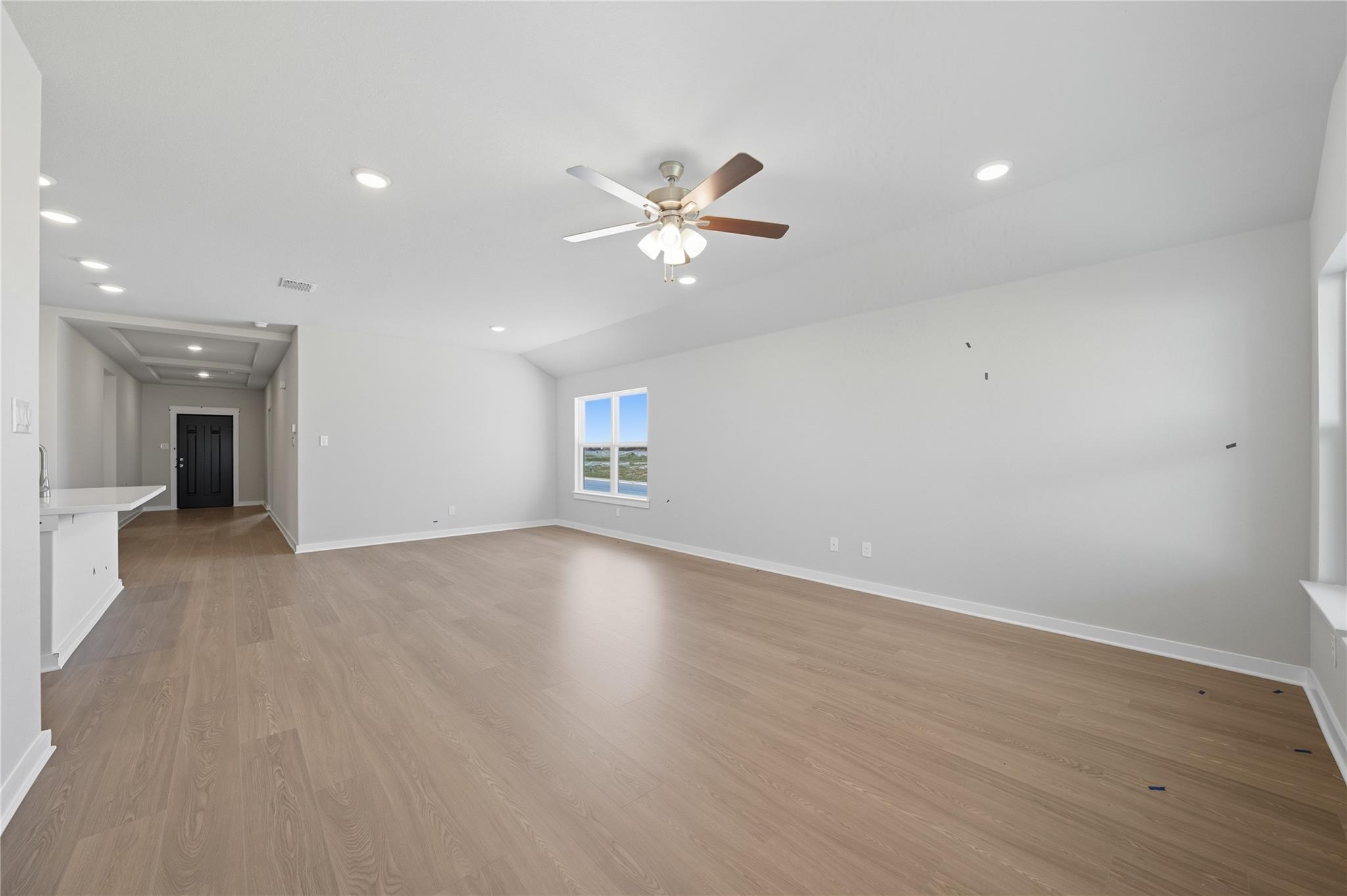 120 Crow Valley Dr, Jarrell, TX 76537