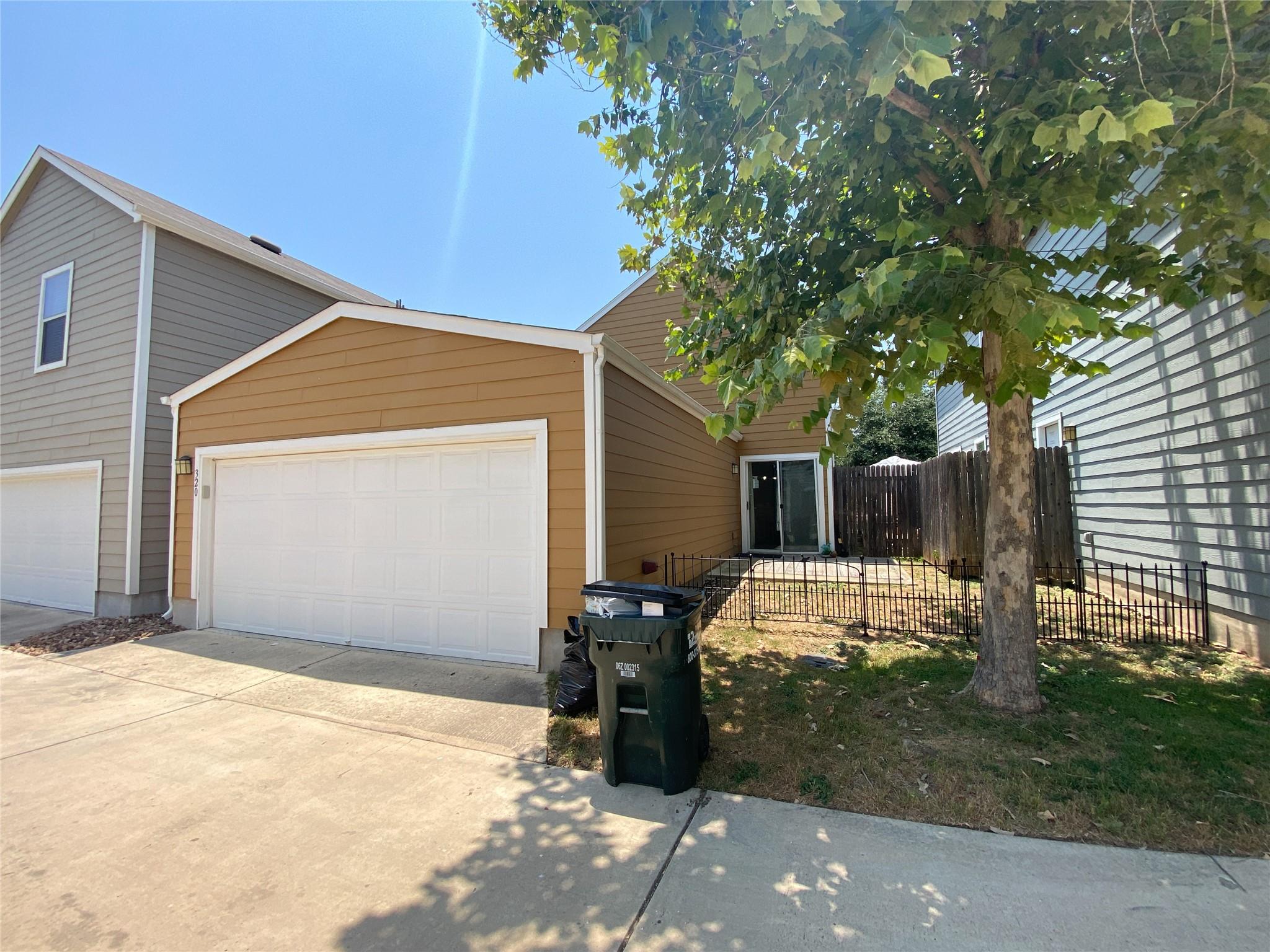 320 Trestle Tree, San Marcos, TX 78666