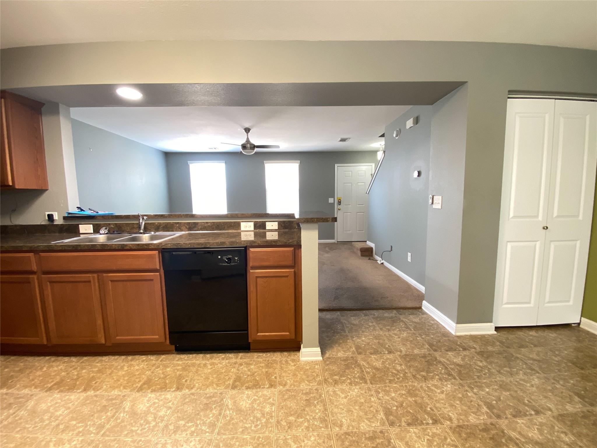 320 Trestle Tree, San Marcos, TX 78666