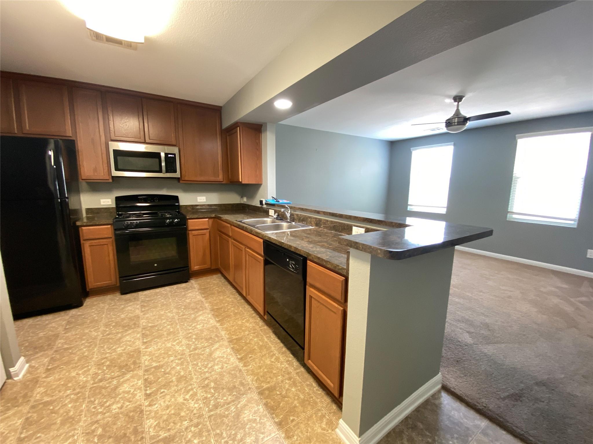 320 Trestle Tree, San Marcos, TX 78666