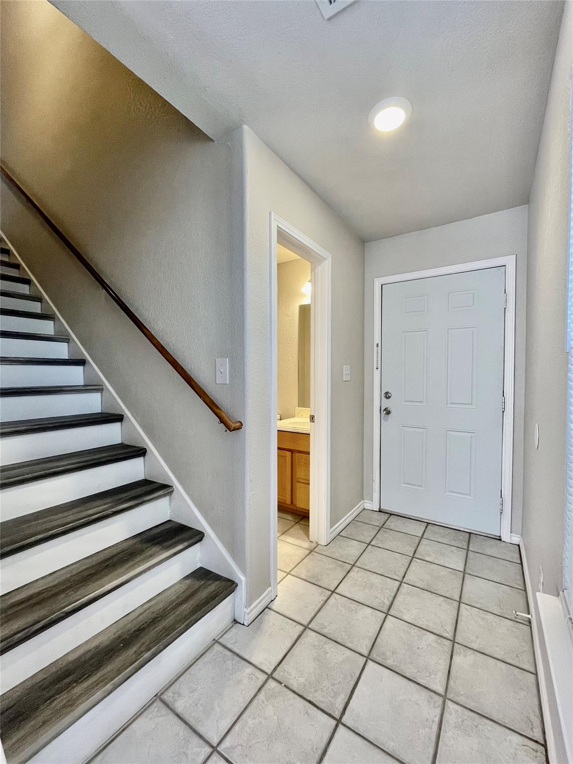 609 Chicago St, San Marcos, TX 78666