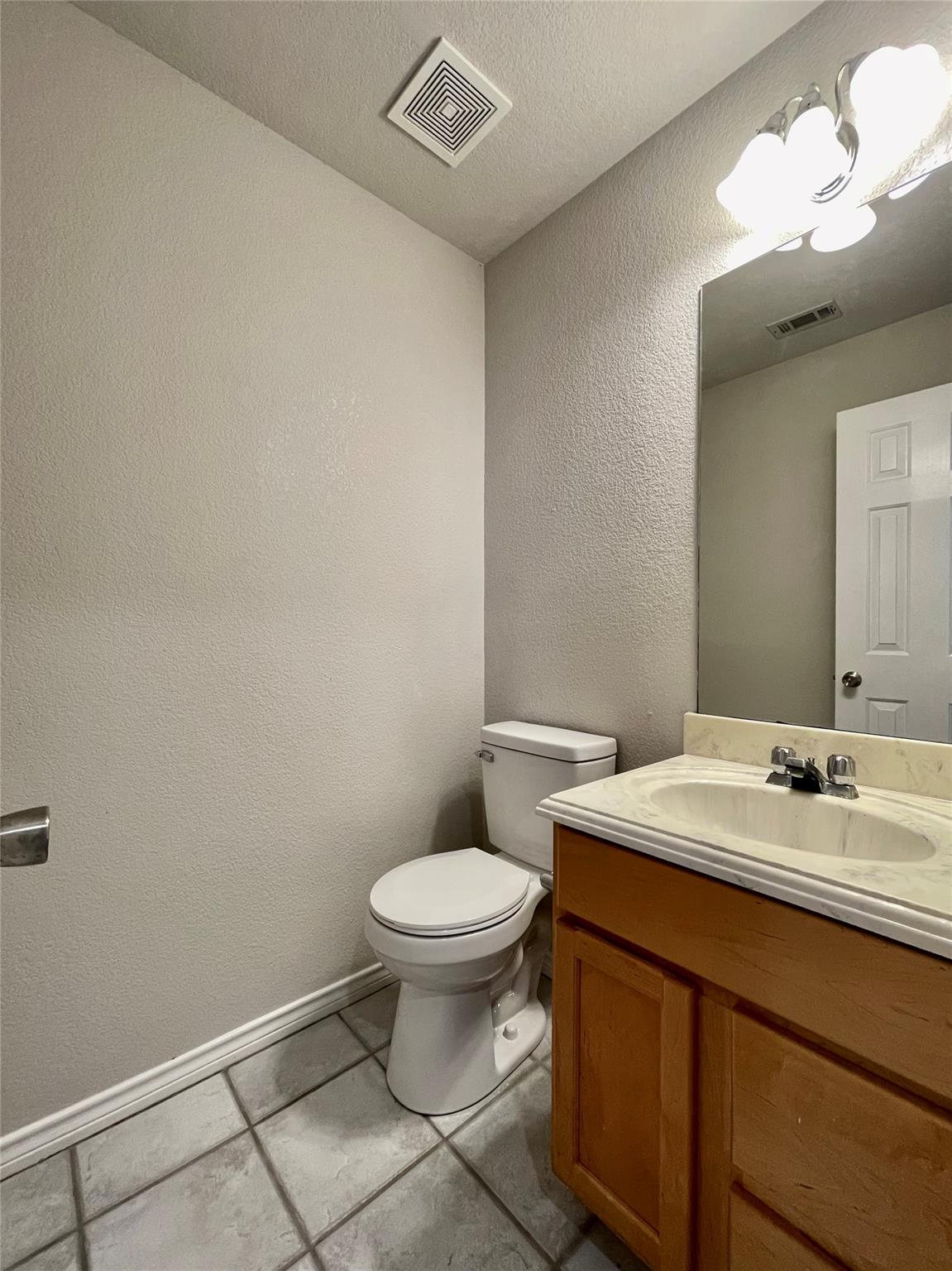 609 Chicago St, San Marcos, TX 78666