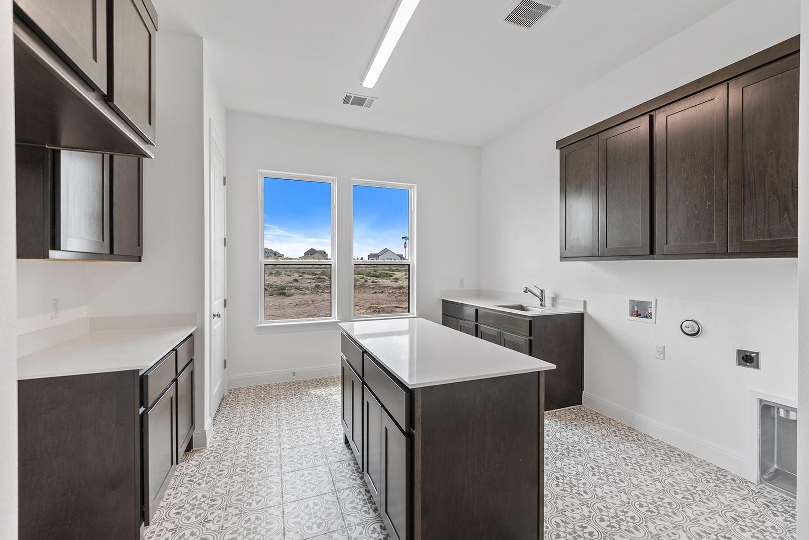 117 Yaklin Dr, Liberty Hill, TX 78642