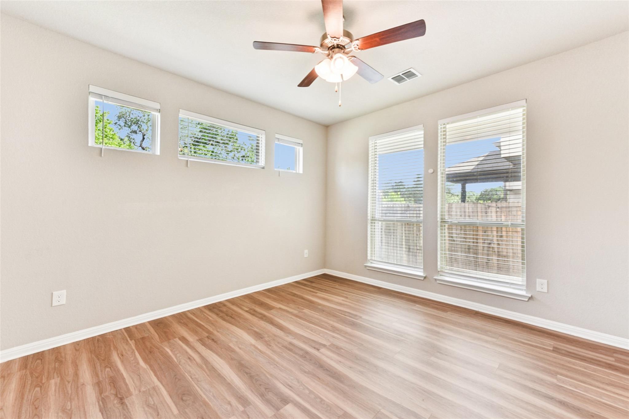 164 Macarthur Dr, Leander, TX 78641