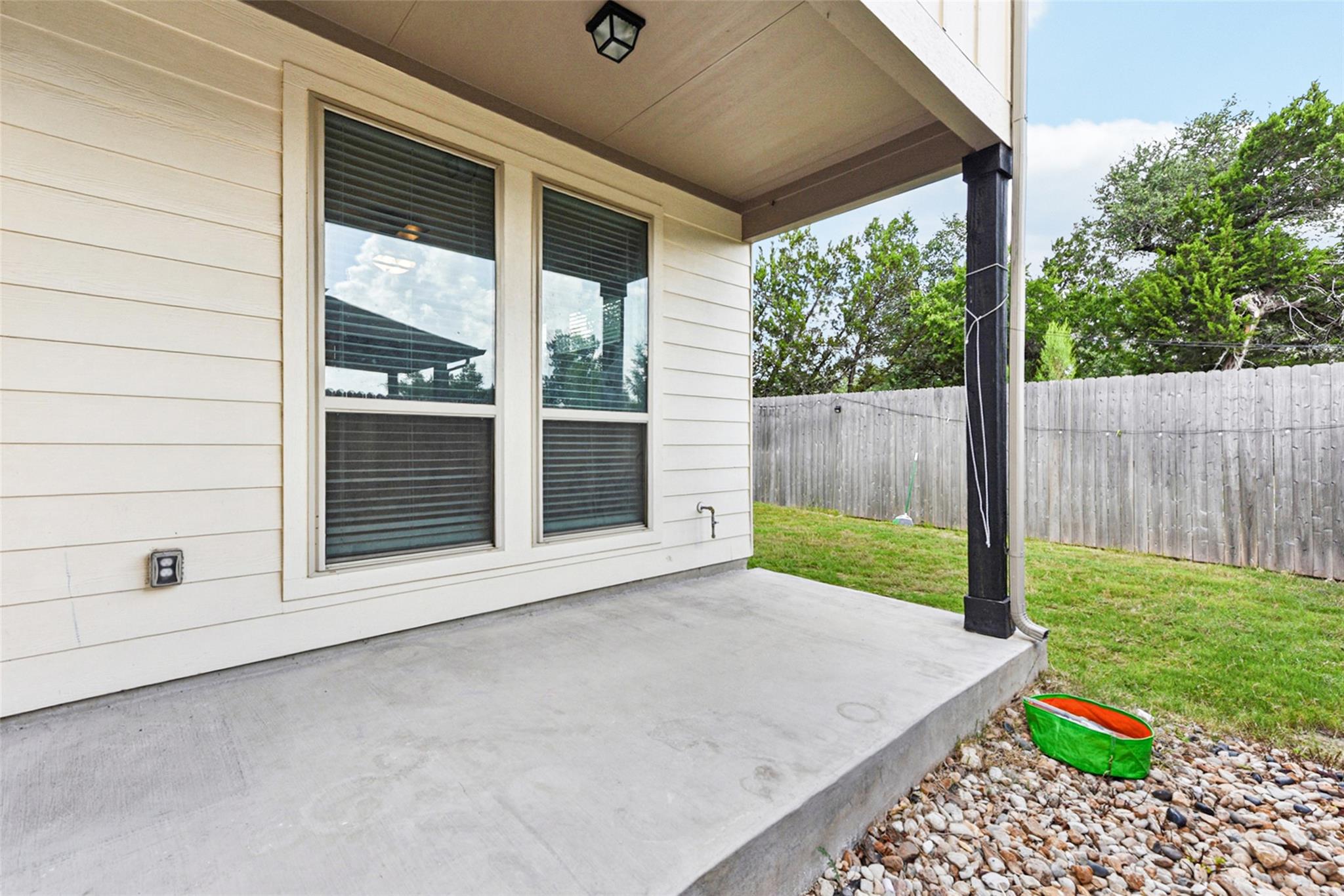 164 Macarthur Dr, Leander, TX 78641