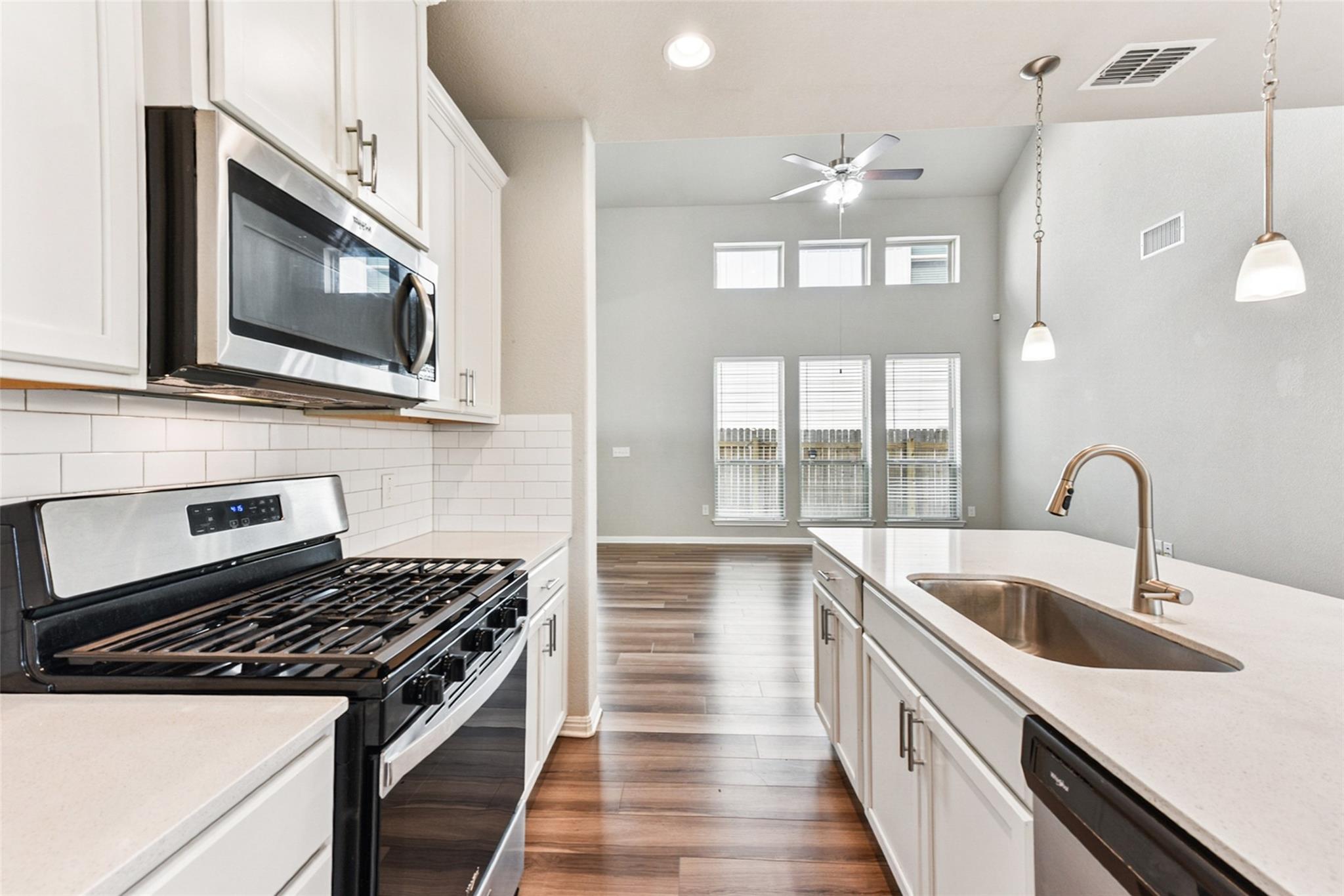 164 Macarthur Dr, Leander, TX 78641