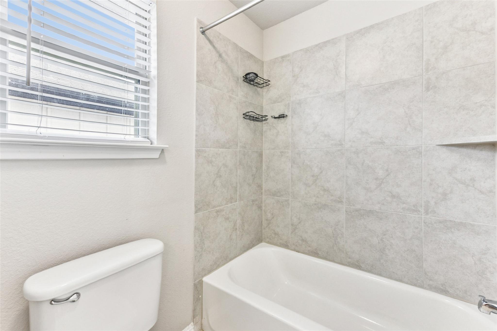 164 Macarthur Dr, Leander, TX 78641