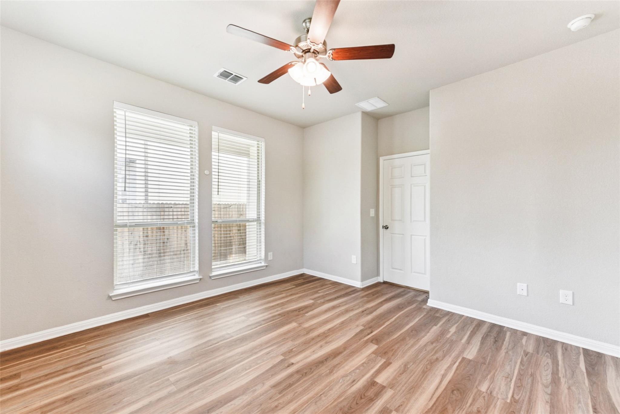 164 Macarthur Dr, Leander, TX 78641