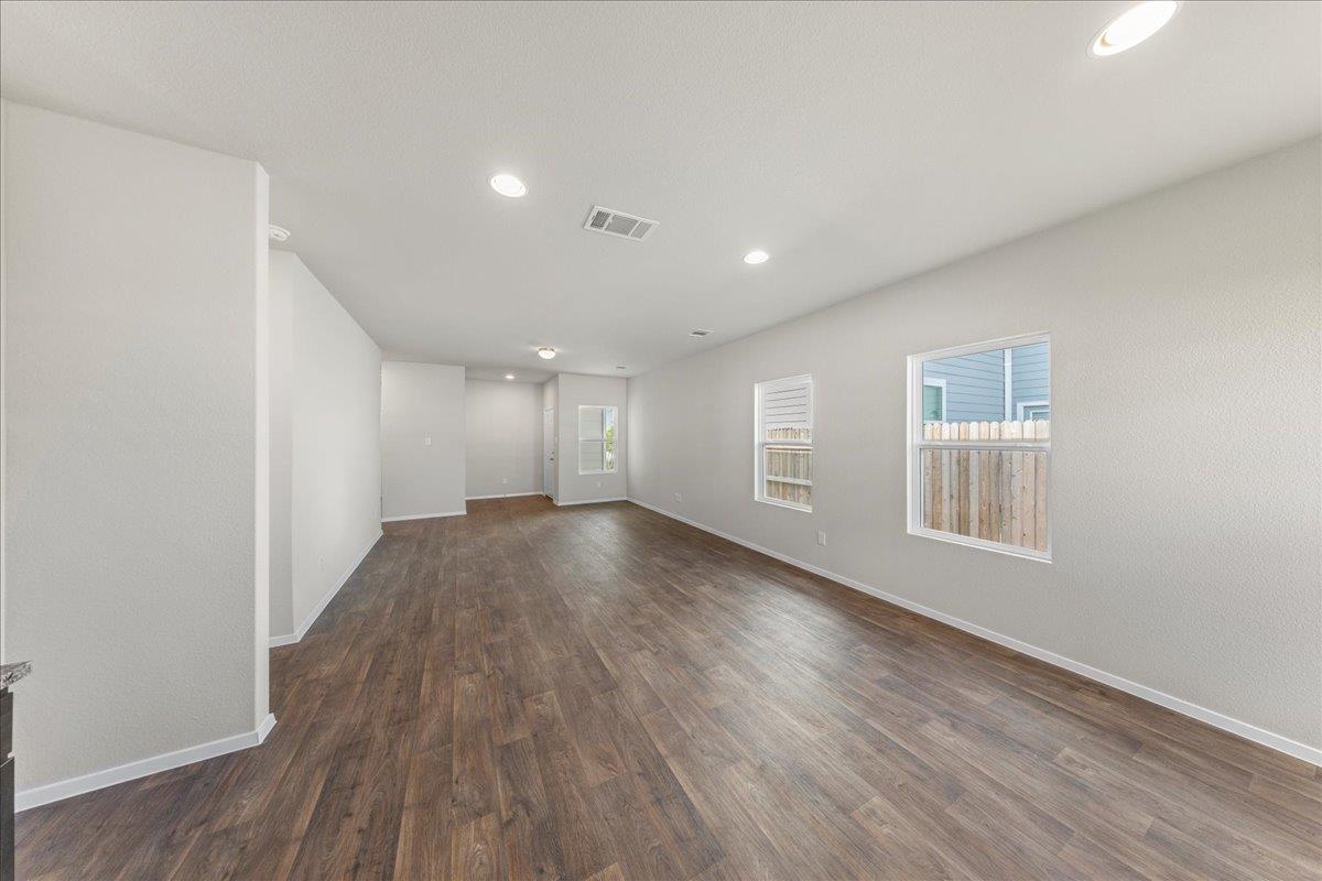 211 Estallo Way, Maxwell, TX 78656