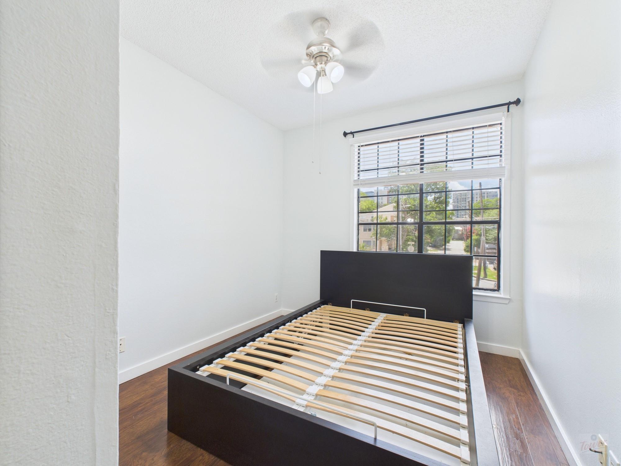 2300 Leon St # 205, Austin, TX 78705