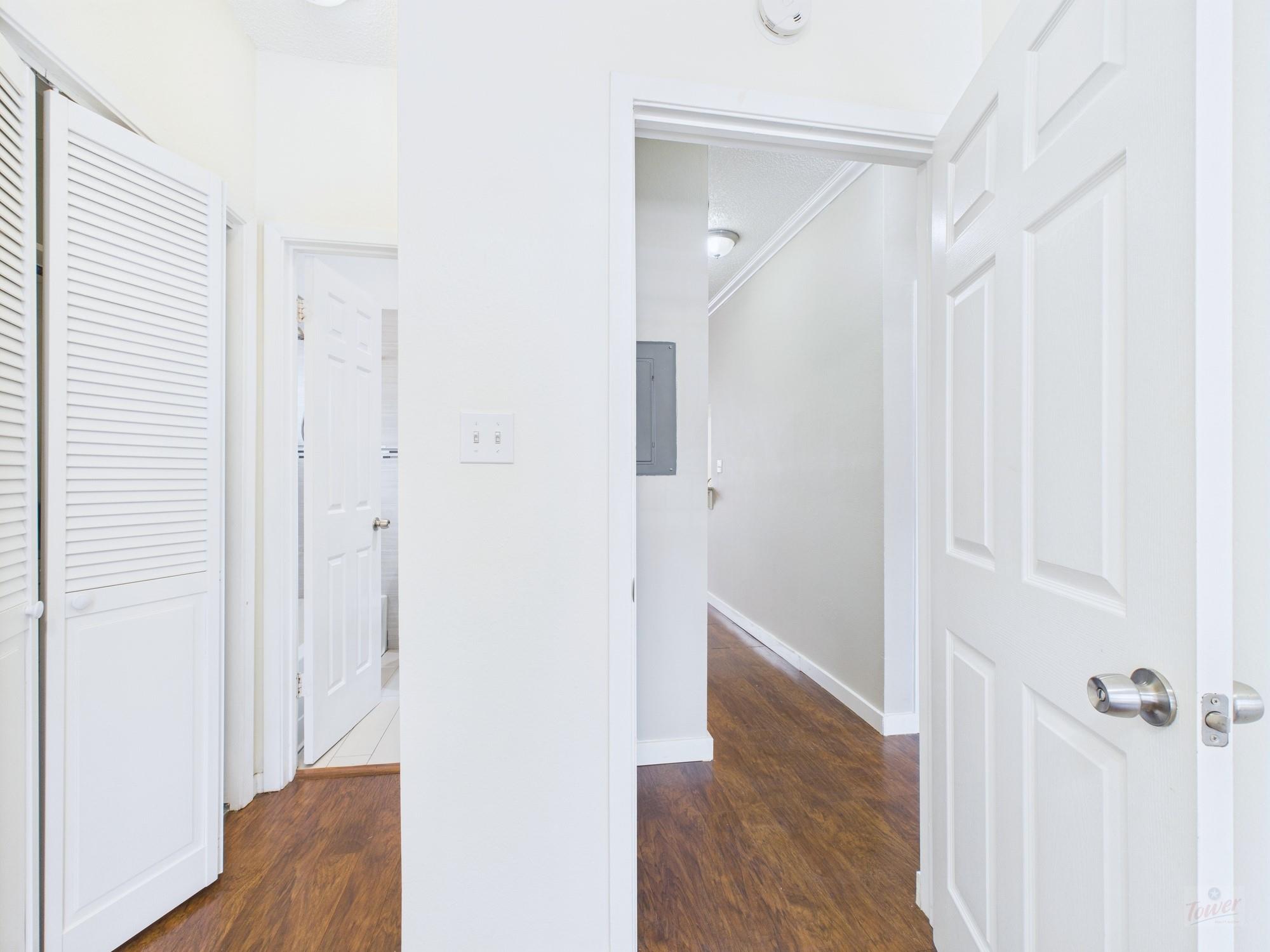 2300 Leon St # 205, Austin, TX 78705