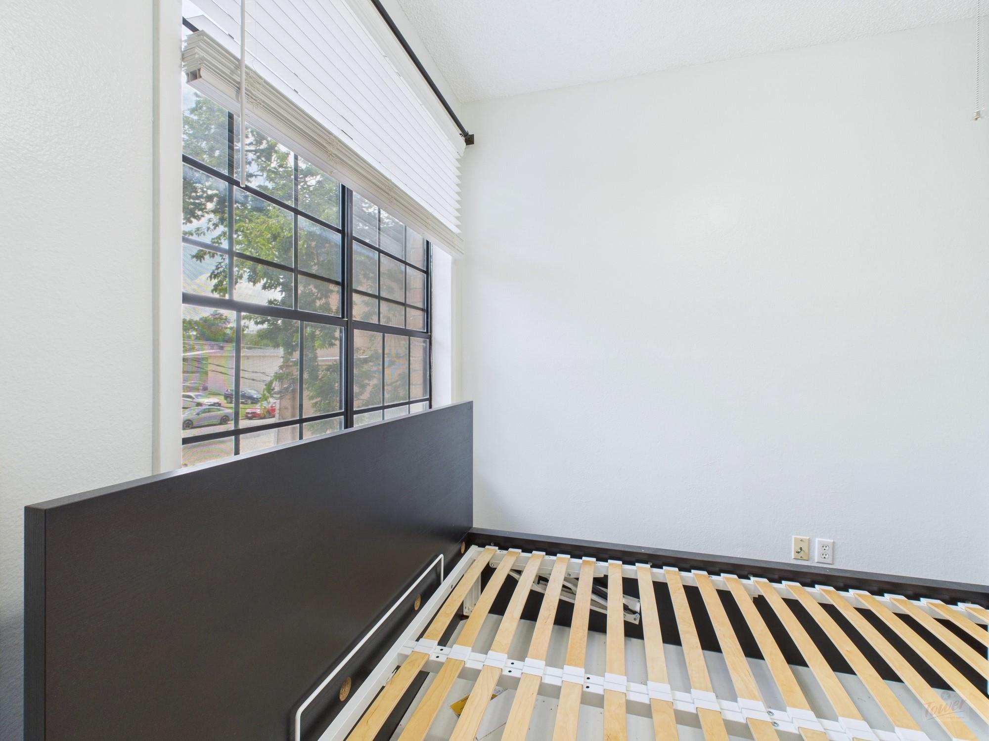 2300 Leon St # 205, Austin, TX 78705