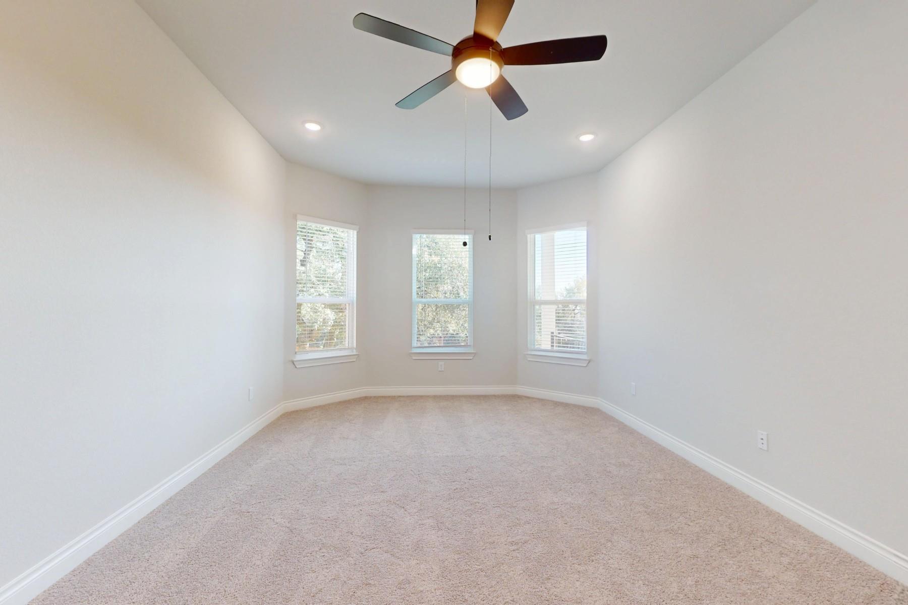 3916 Fulton Dr, Leander, TX 78641