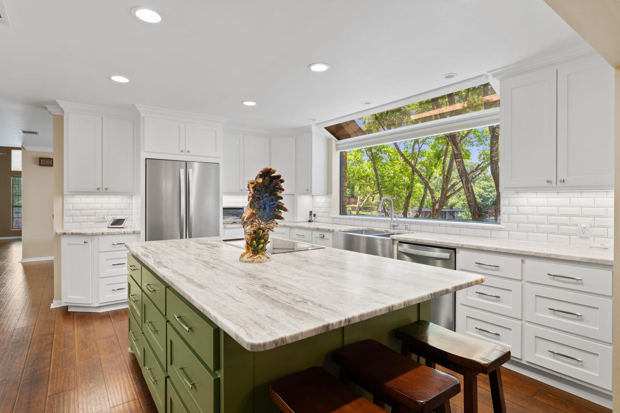 1005 Terry Ln, Kingsland, TX 78639