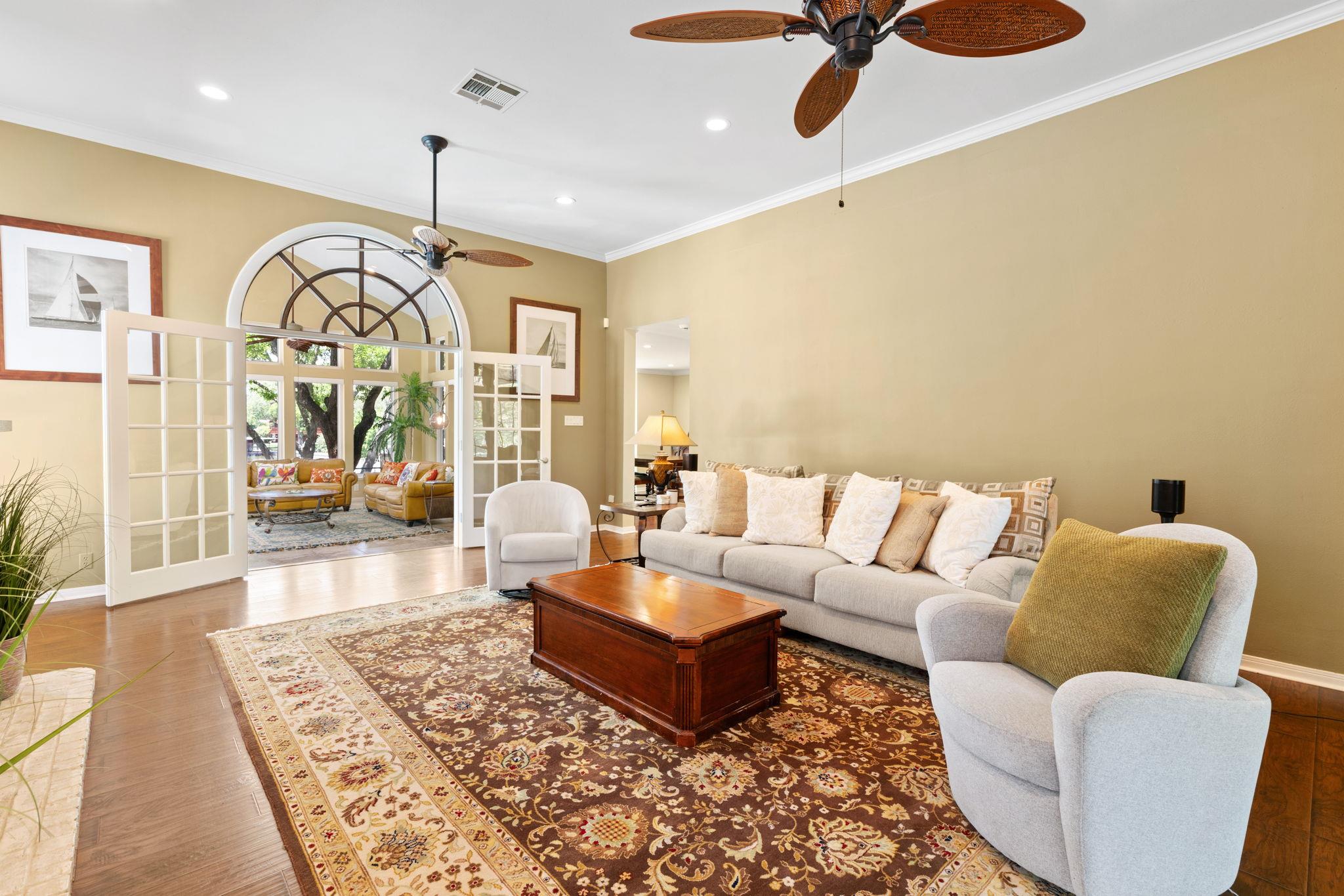 1005 Terry Ln, Kingsland, TX 78639