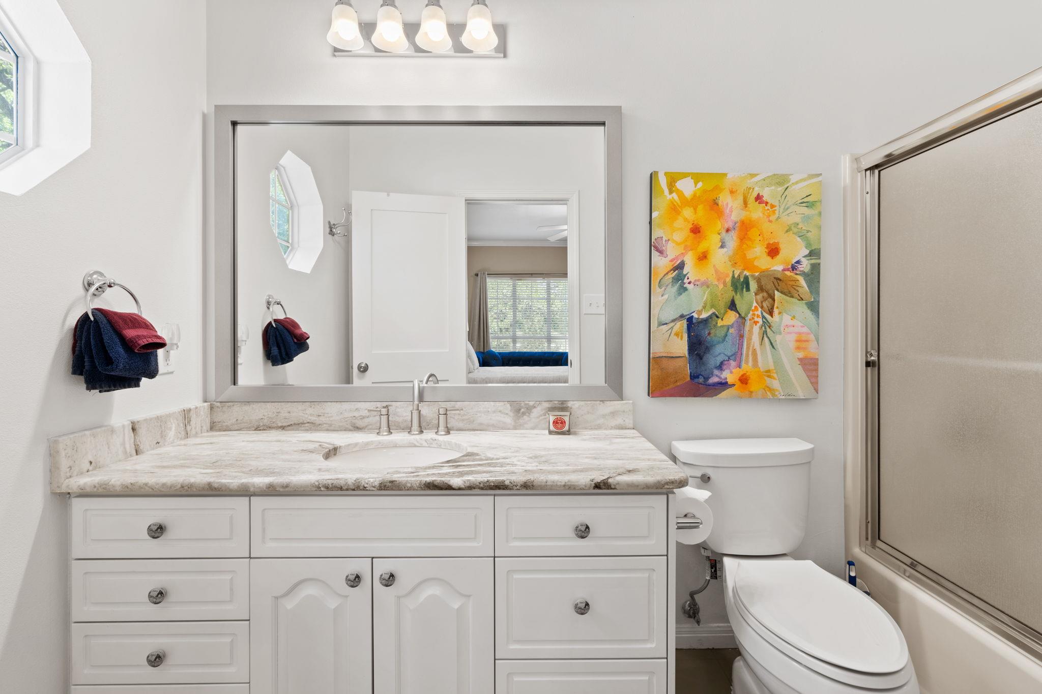 1005 Terry Ln, Kingsland, TX 78639