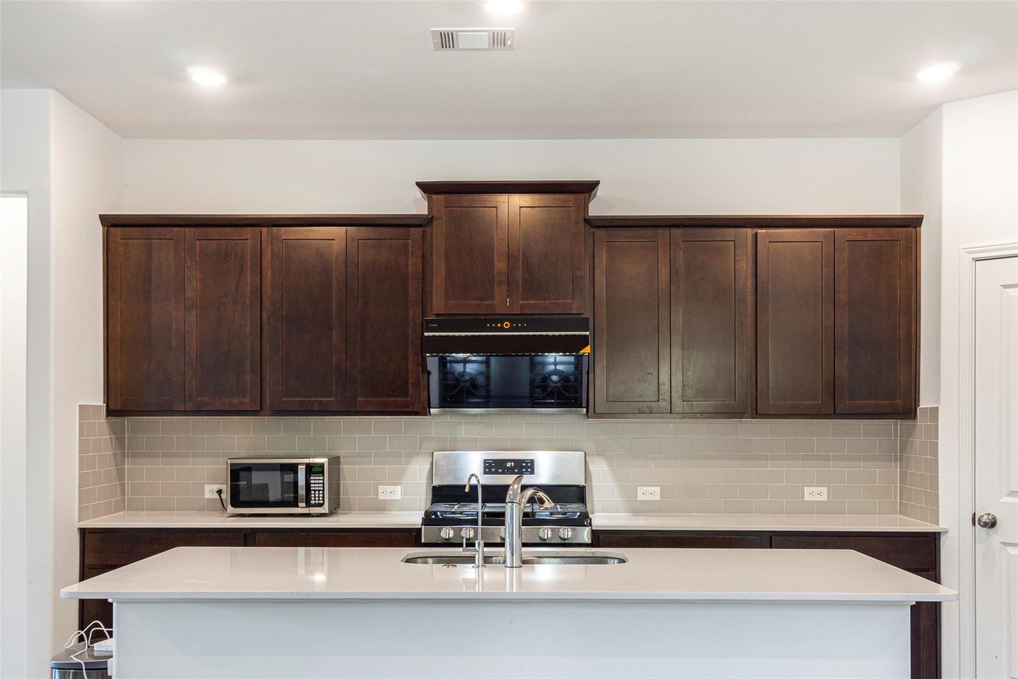 1509 Brueggerhoff Rd, Leander, TX 78641