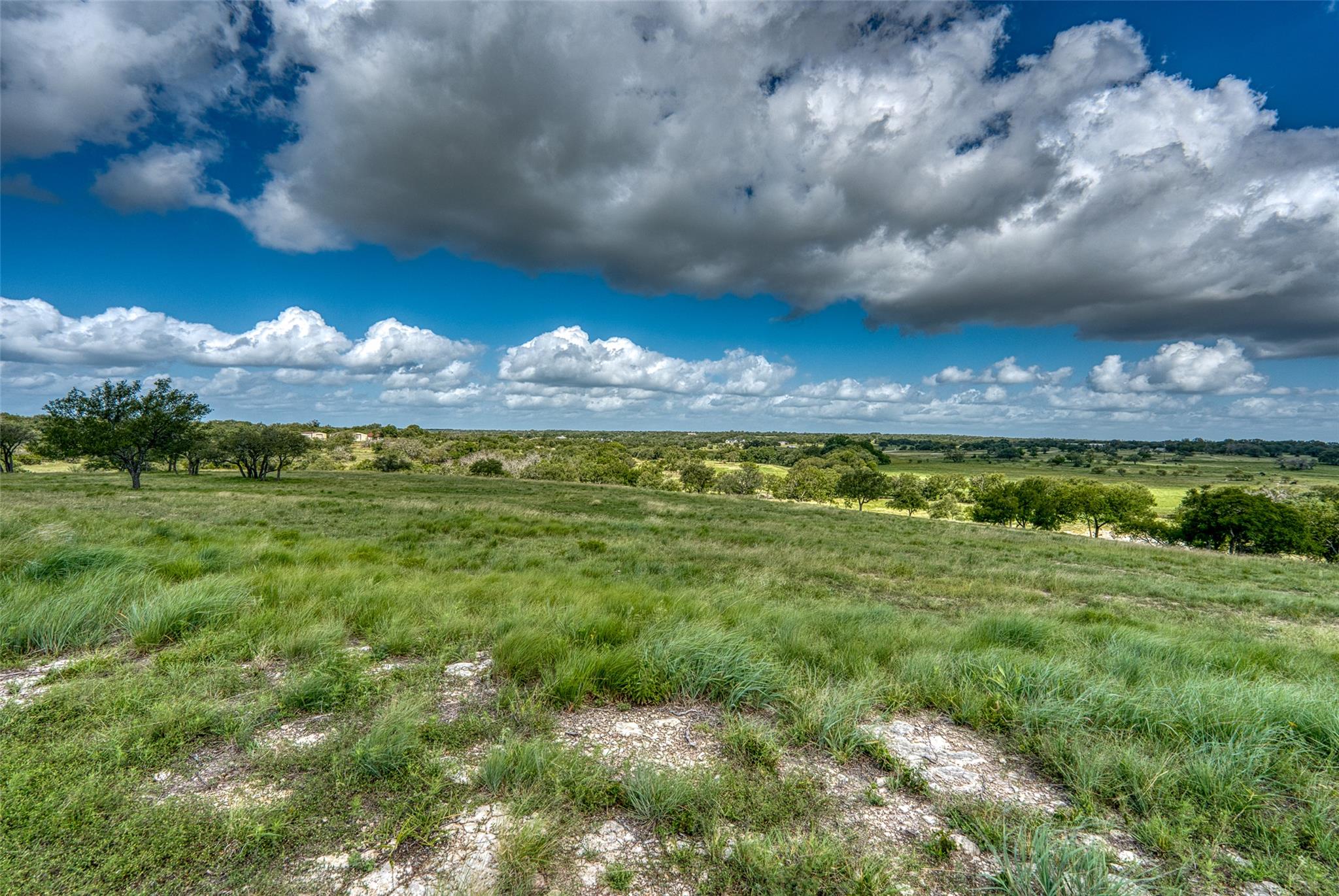 191 Pivot Cir, Briggs, TX 78608