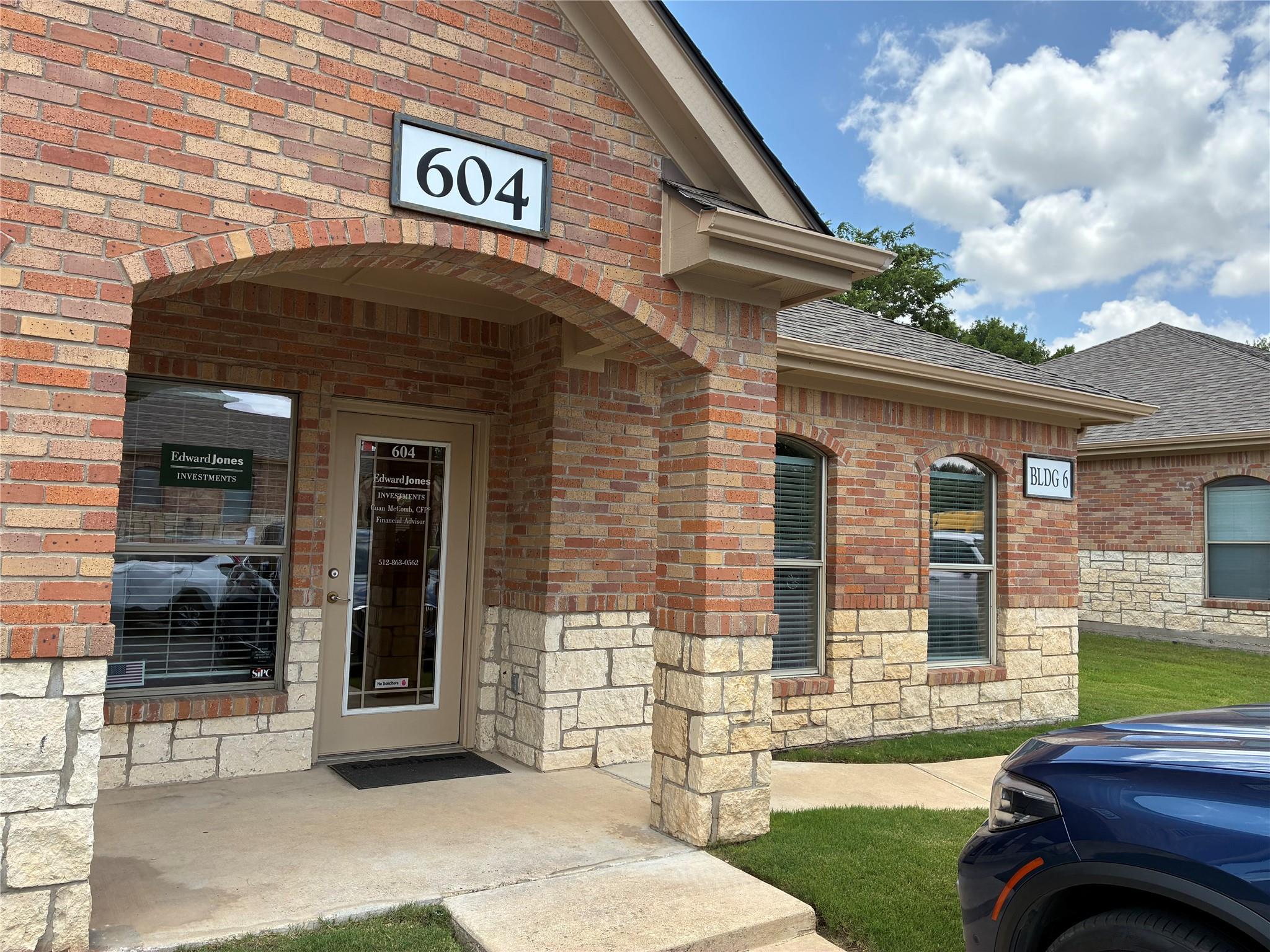 3613 Williams Dr # 604, Georgetown, TX 78628