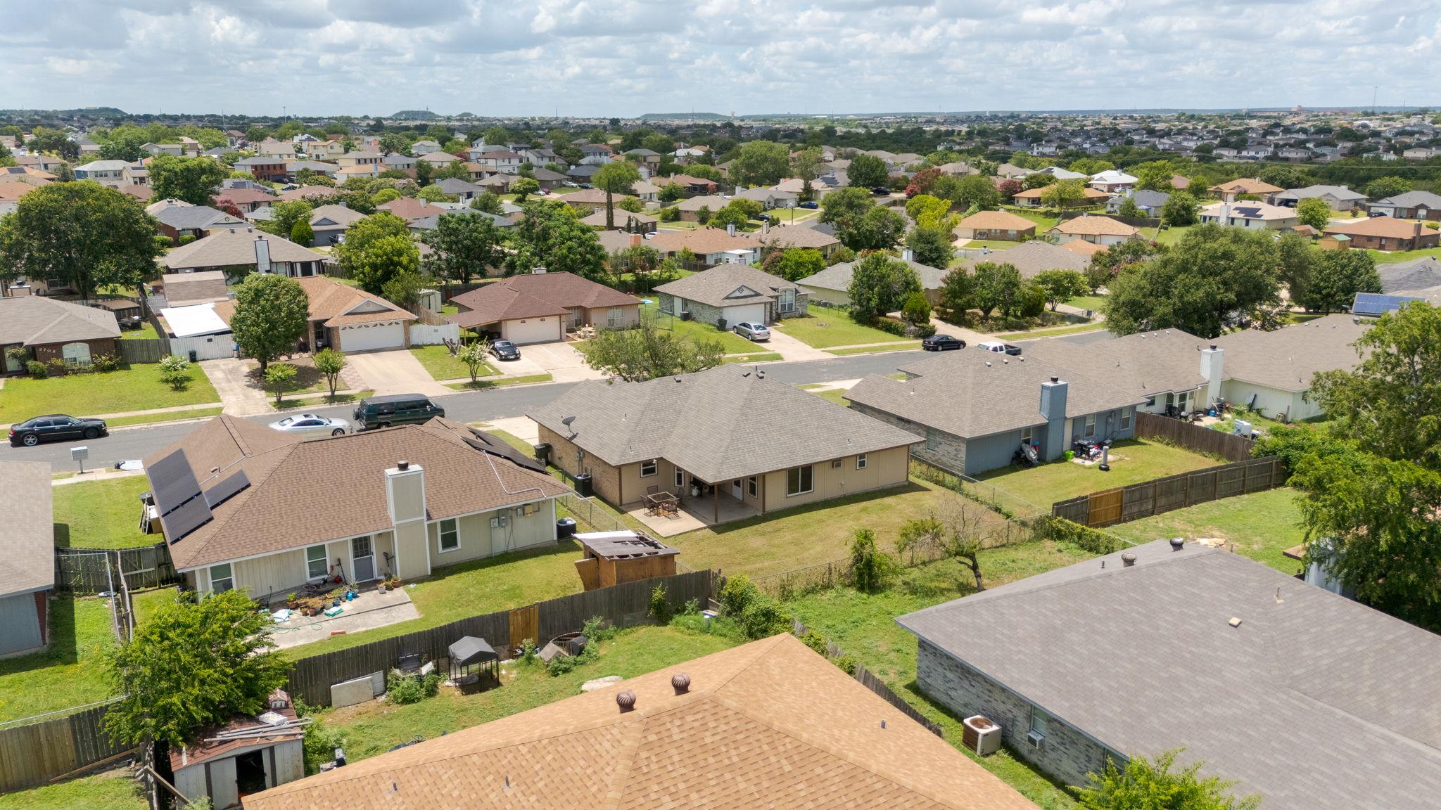 2711 Hemlock Dr, Killeen, TX 76549