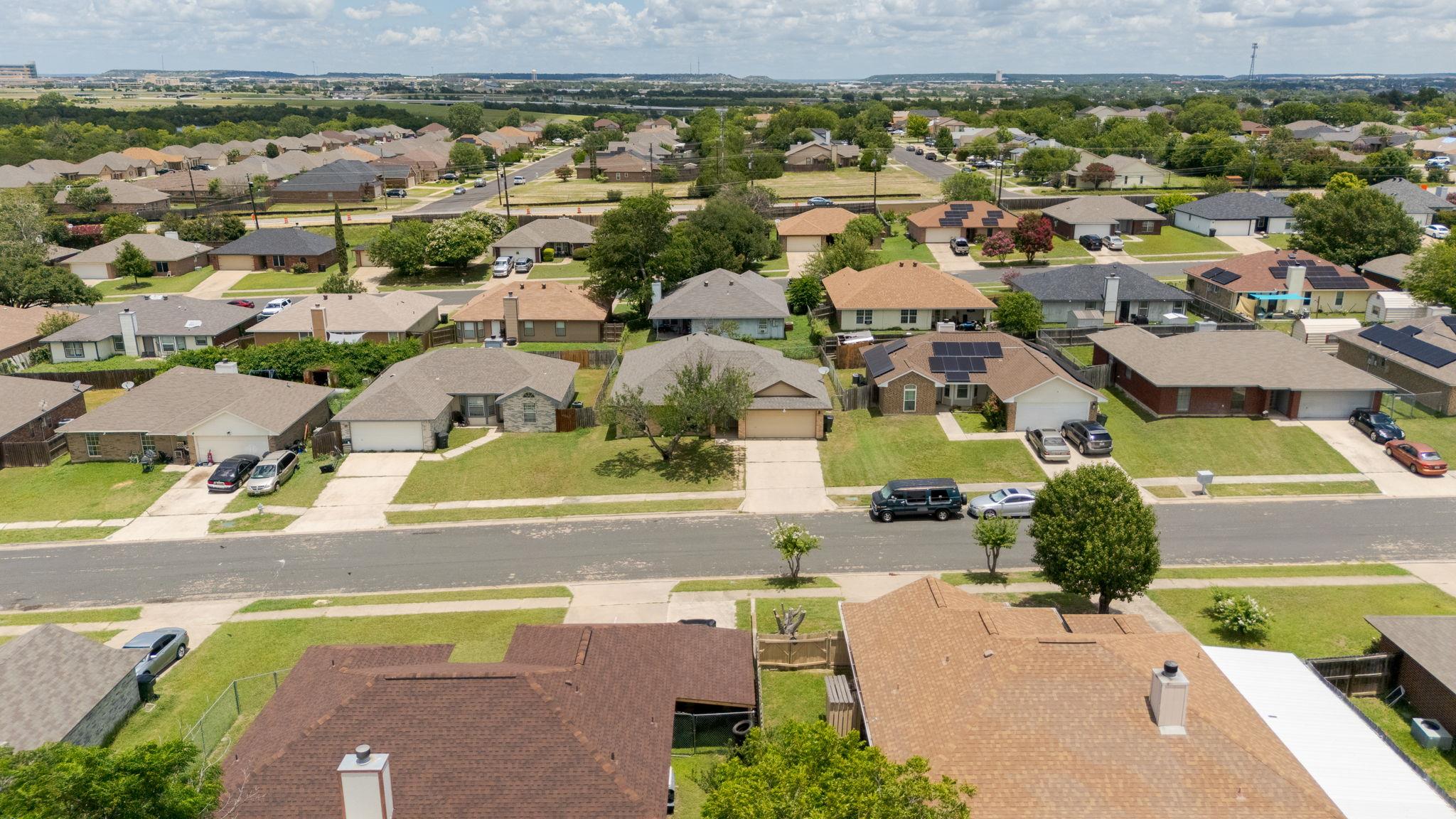 2711 Hemlock Dr, Killeen, TX 76549