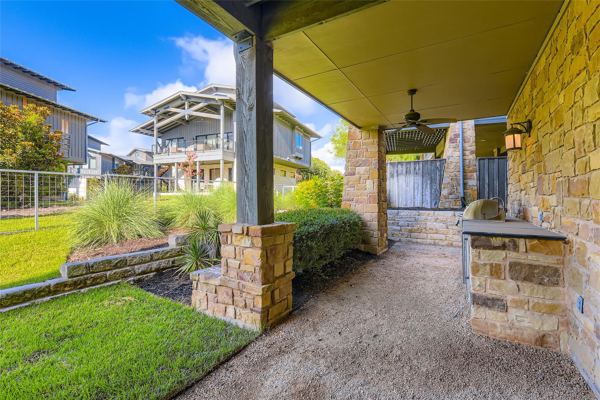 2217 Seabiscuit Cv # 103, Spicewood, TX 78669