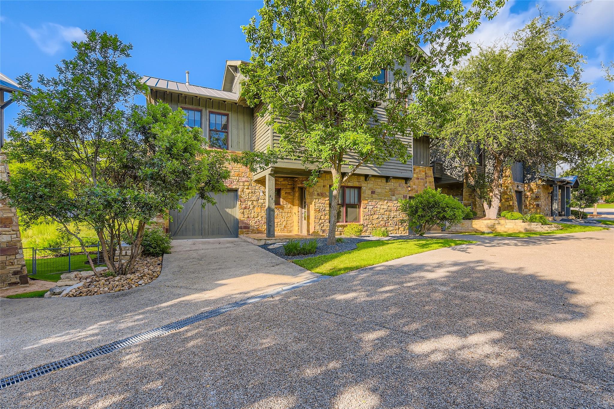 2217 Seabiscuit Cv # 103, Spicewood, TX 78669