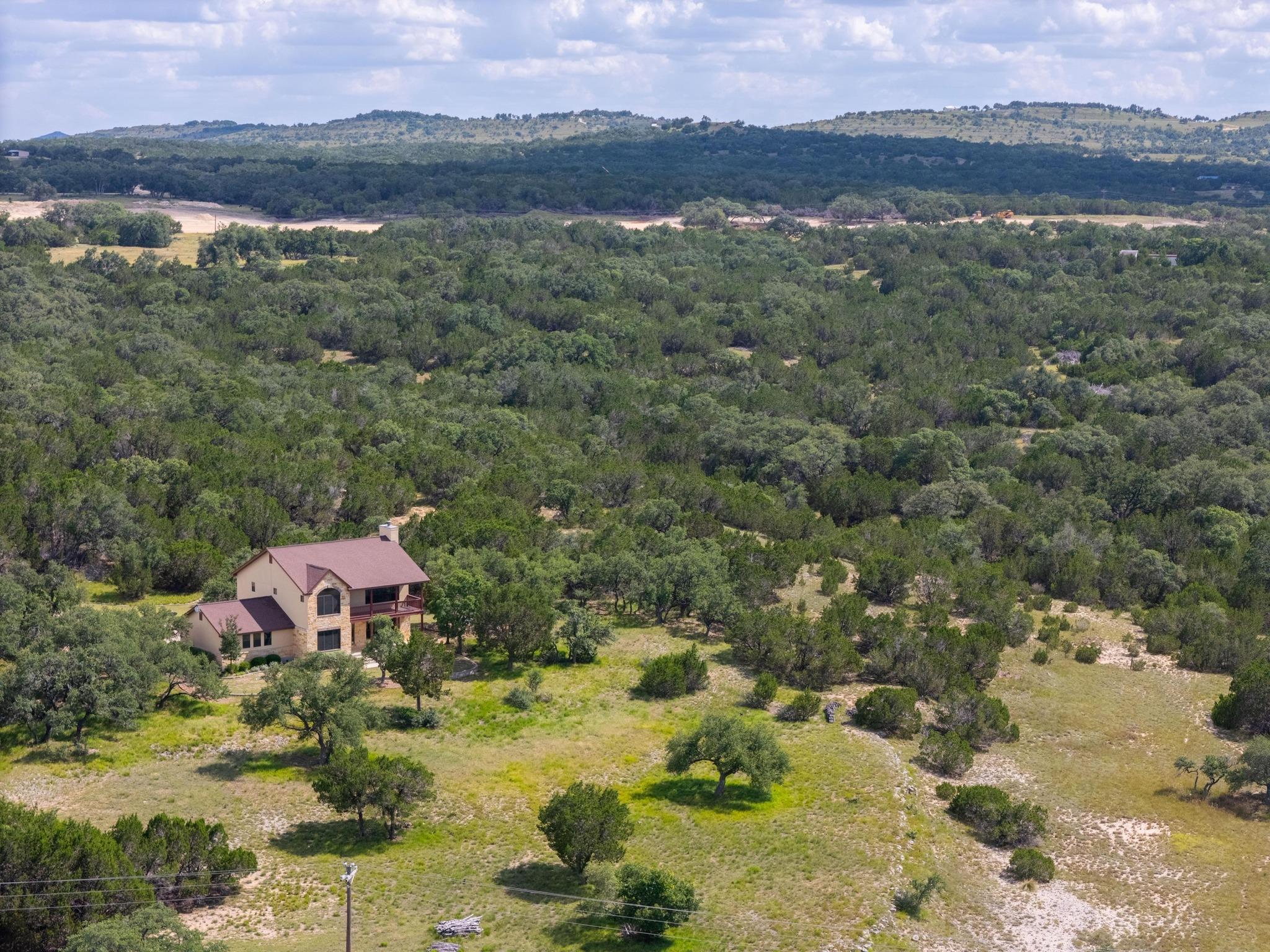 995 Cielo Springs Dr, Blanco, TX 78606